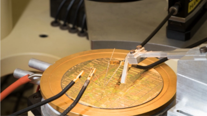 Test measurements to assess device and circuit performances