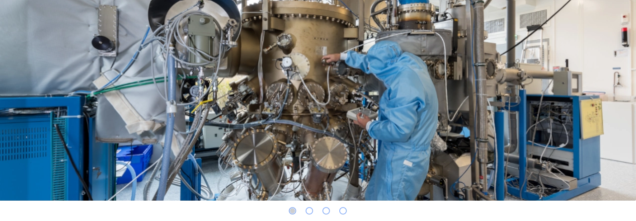 III-V Lab leading experts create a custom semiconductor material that does not exist in nature to meet the desired specifications